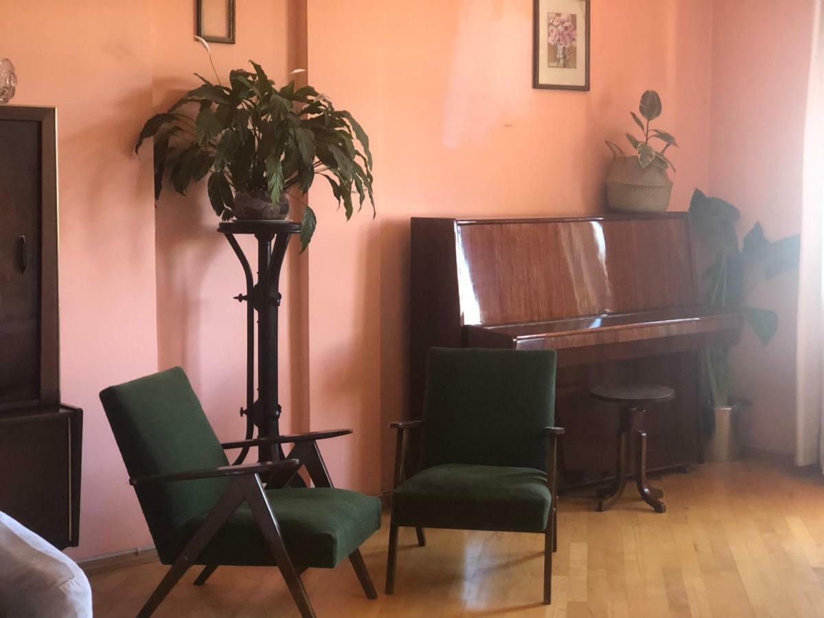 Feel At Home Tbilisi Ngoại thất bức ảnh